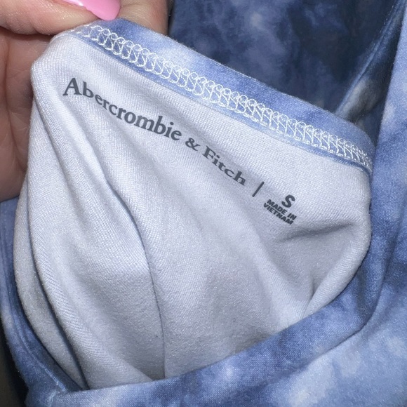 New Abercrombie and Fitch small crop top tie dye cross back thick material - Picture 4 of 5